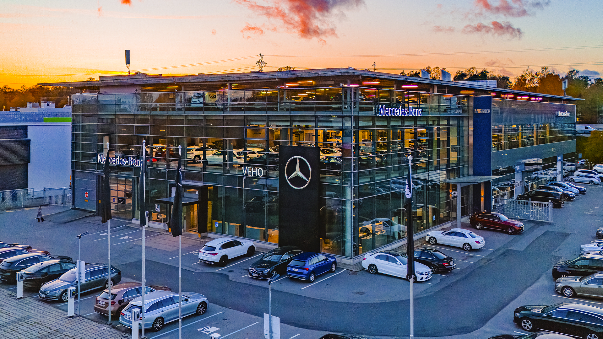 Veho Mercedes-Benz centrs Latvija