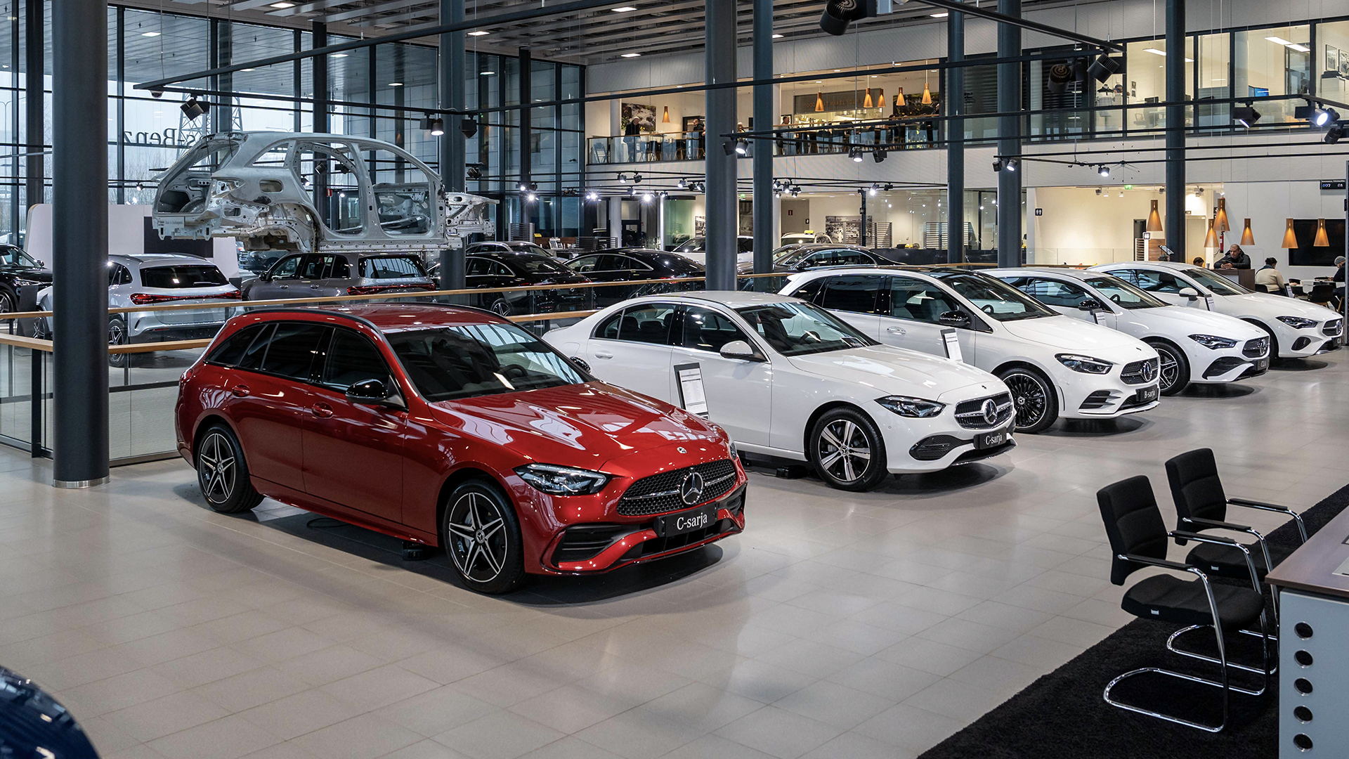 Veho auto salons ar Mercedes-Benz automašīnām